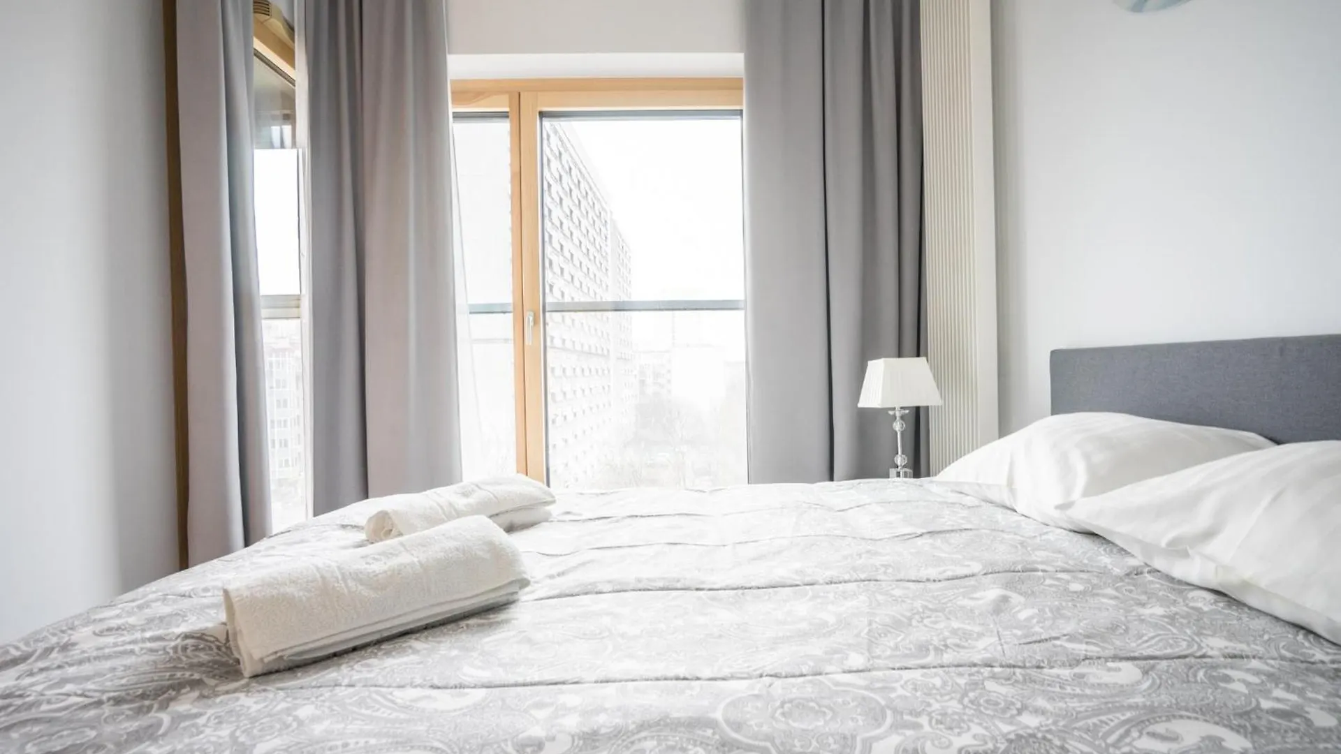 Vipwarsawapartments Diamond Mennica Residence Apartamento